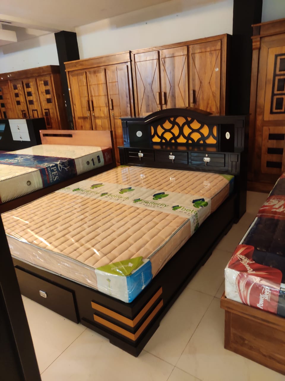 FURNITURE STREET EXPO